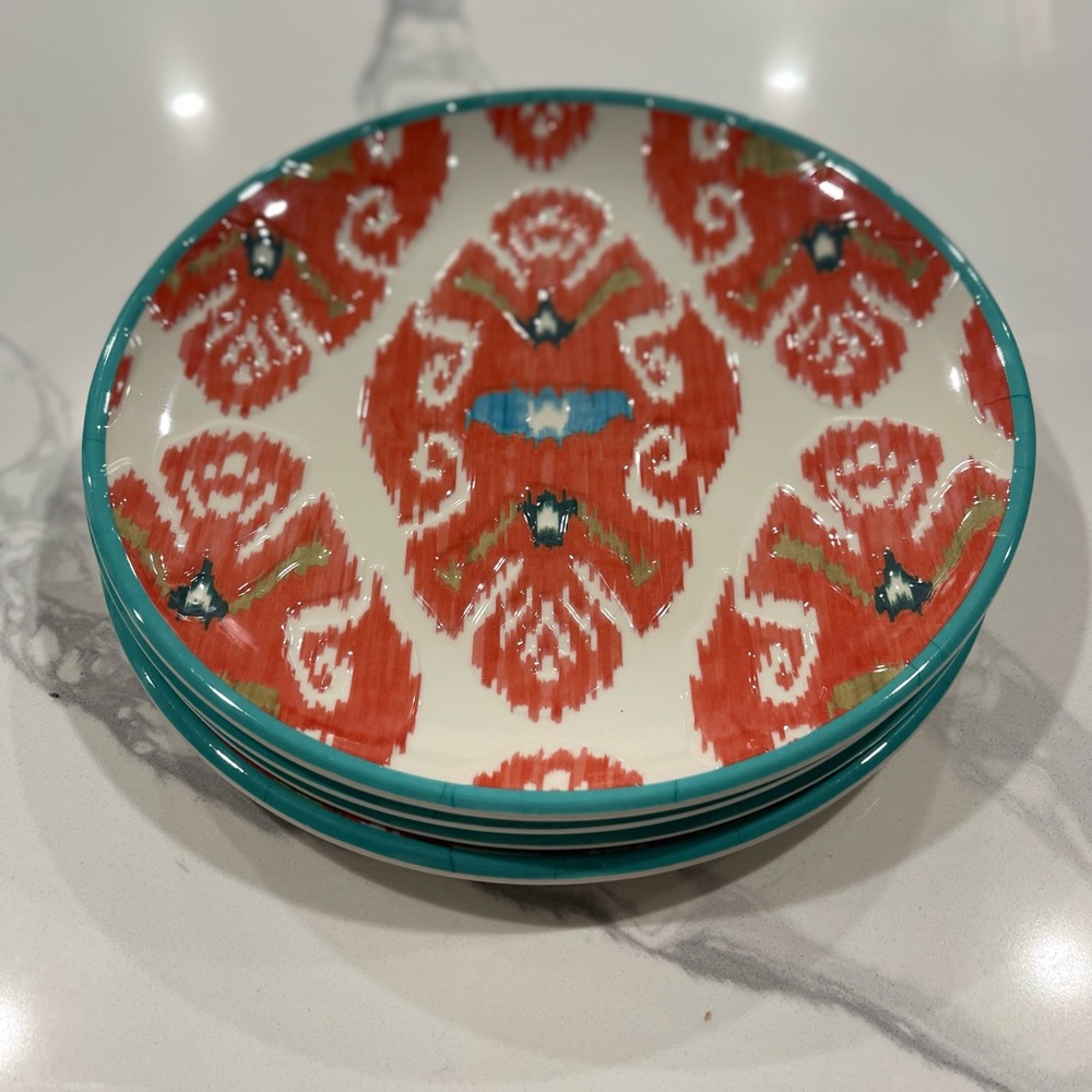 Williams Sonoma 8.5” melamine plates Schumacher Ikat pattern set of 4